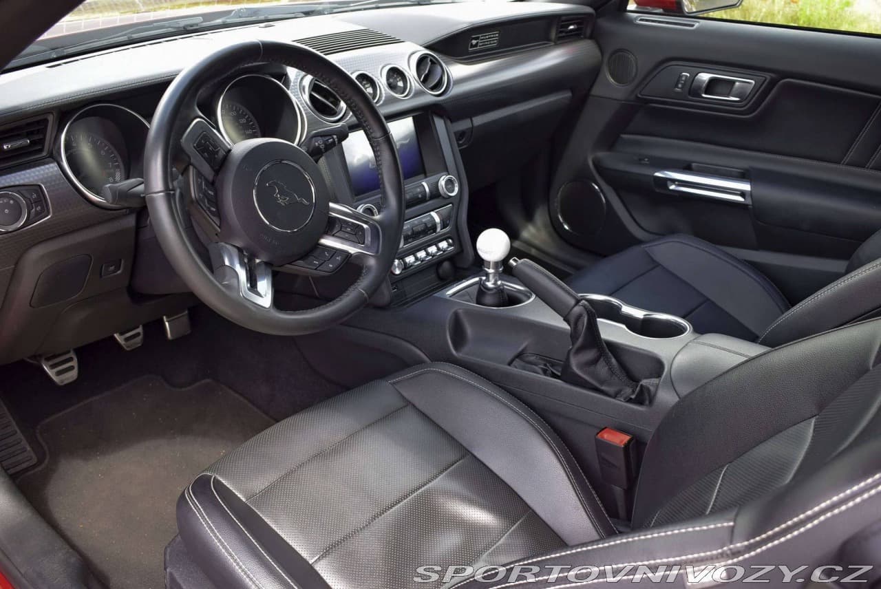 2021 Ford Mustang - 6