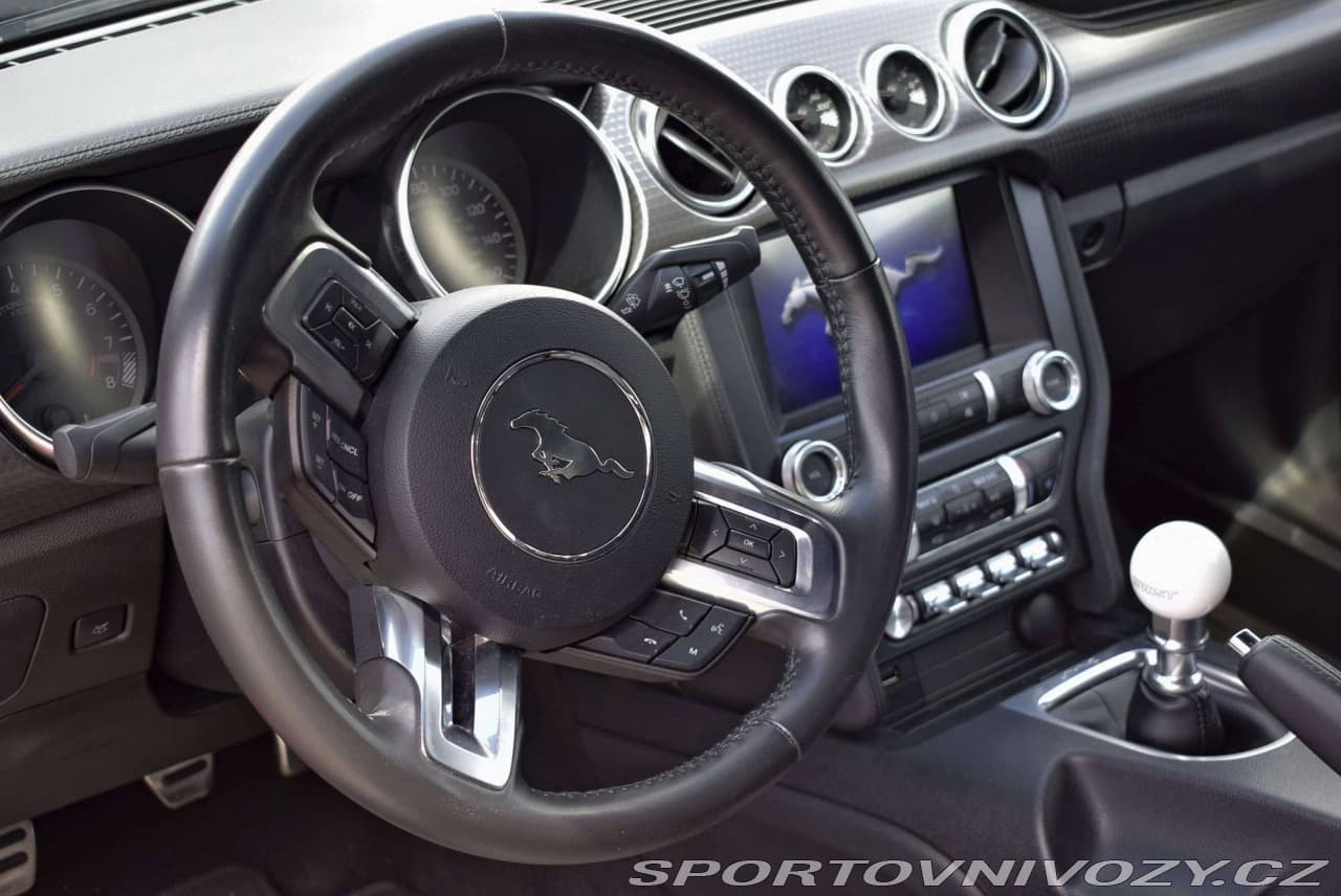 2021 Ford Mustang - 7