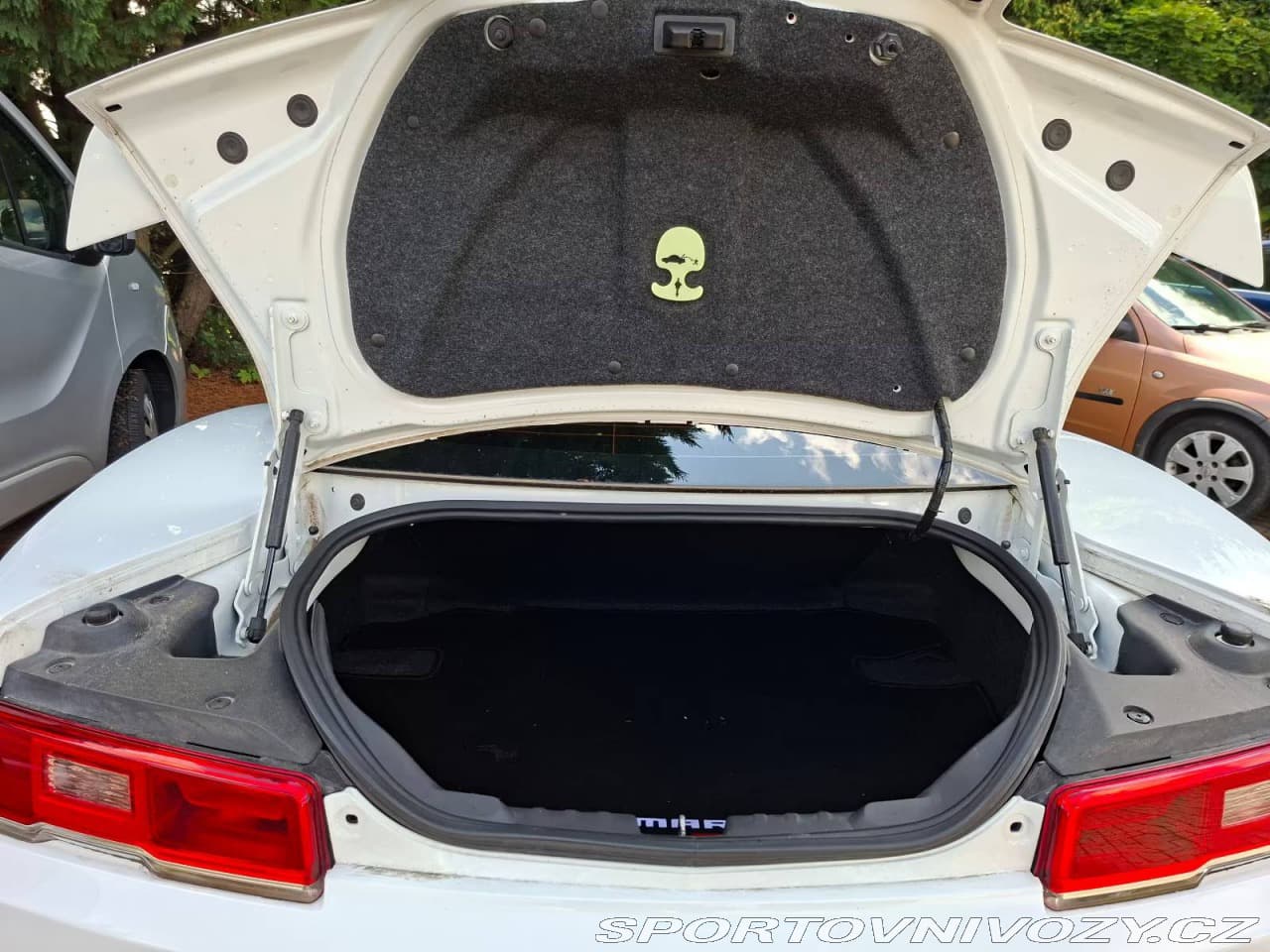 2015 Chevrolet Camaro - 14