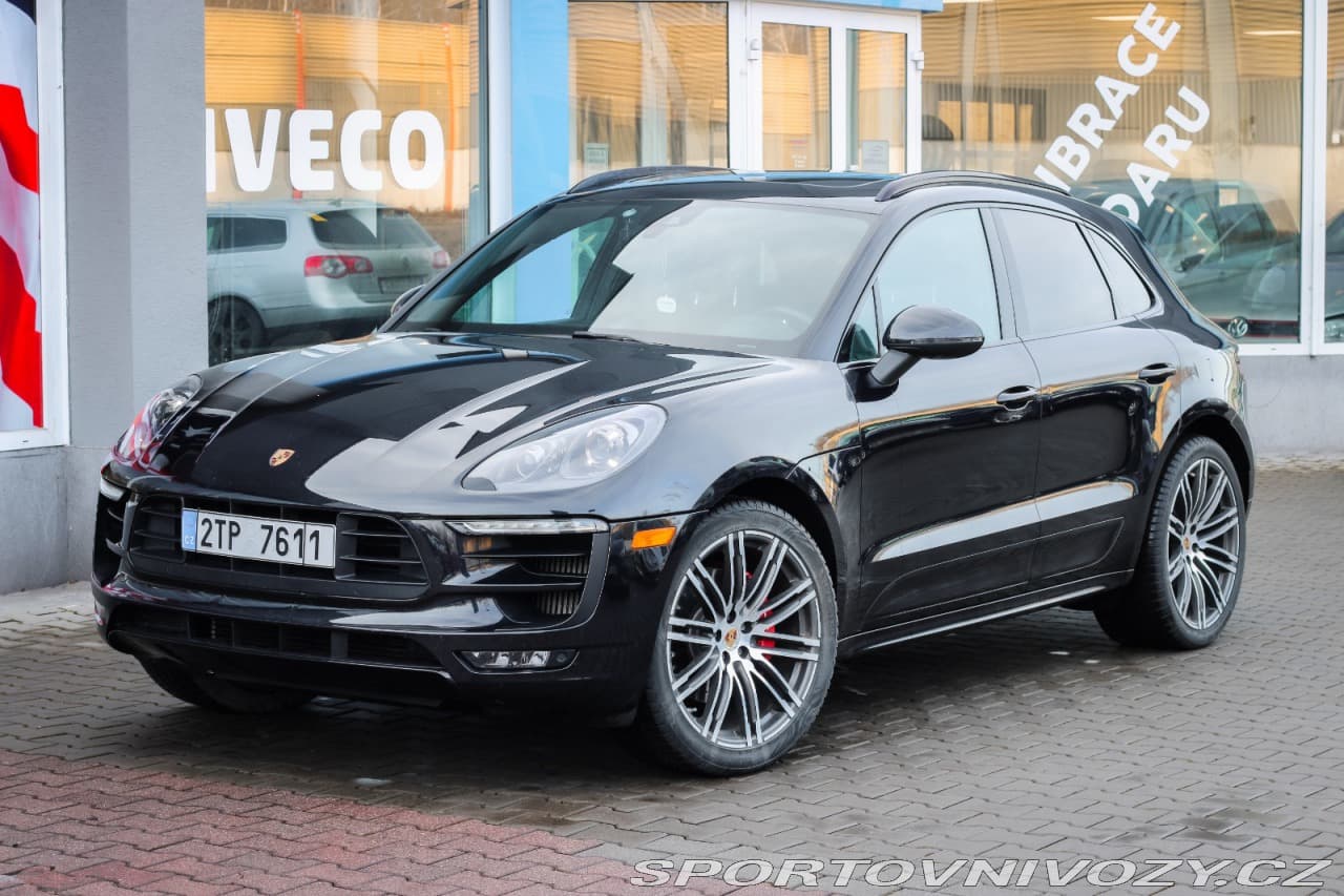2017 Porsche MACAN - 3