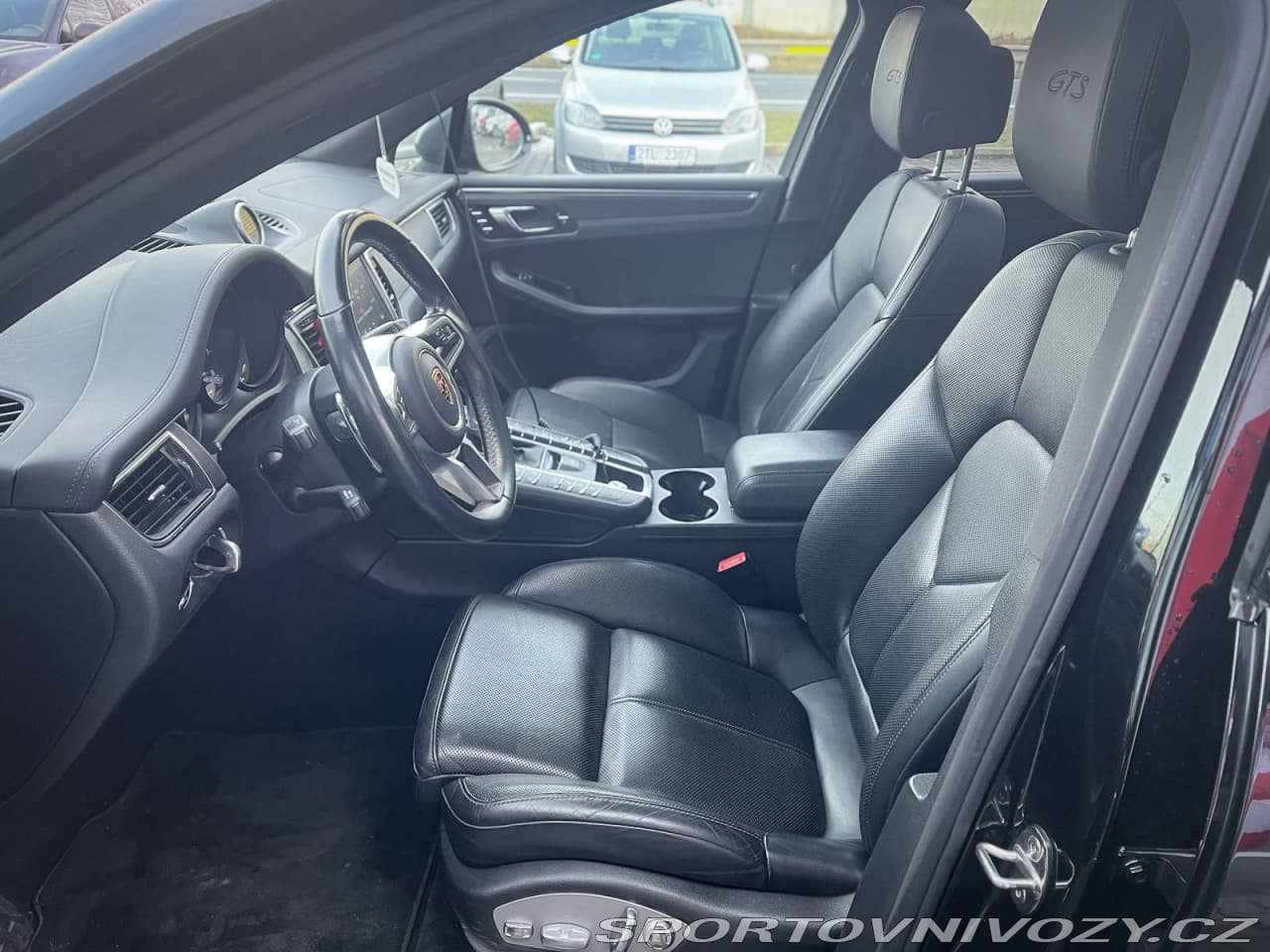 2017 Porsche MACAN - 7