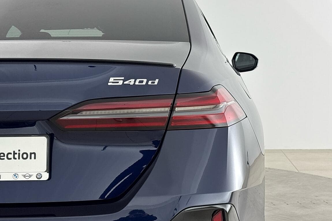 2025 BMW 5-Series - 4