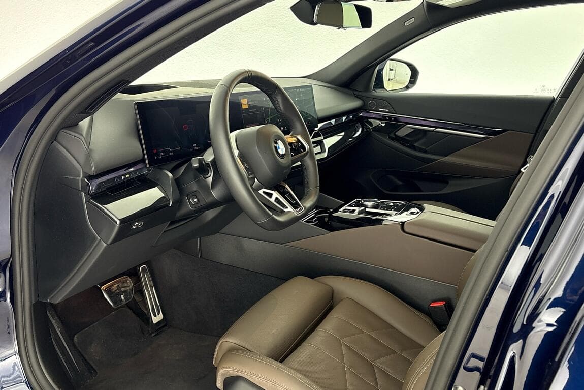 2025 BMW 5-Series - 6