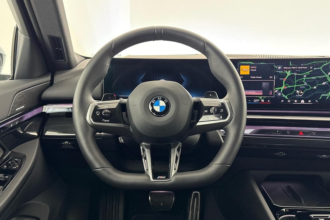2025 BMW 5-Series - 8