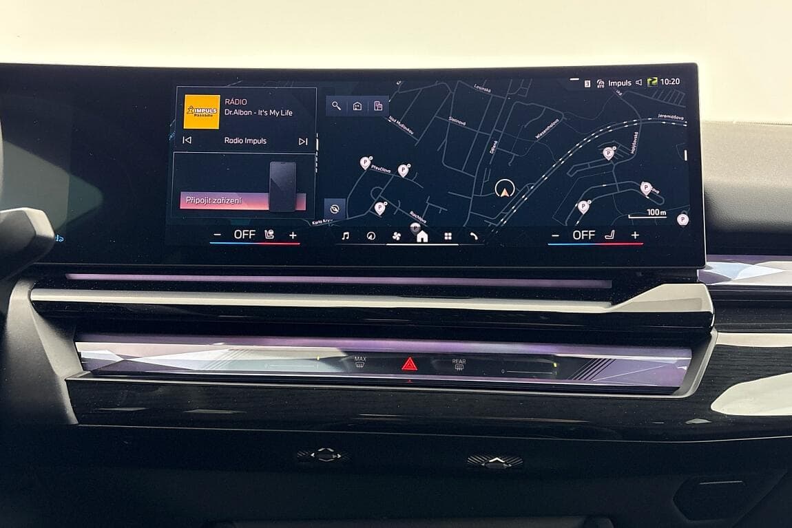 2025 BMW 5-Series - 9