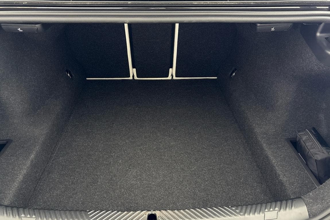 2024 BMW 5-Series - 14