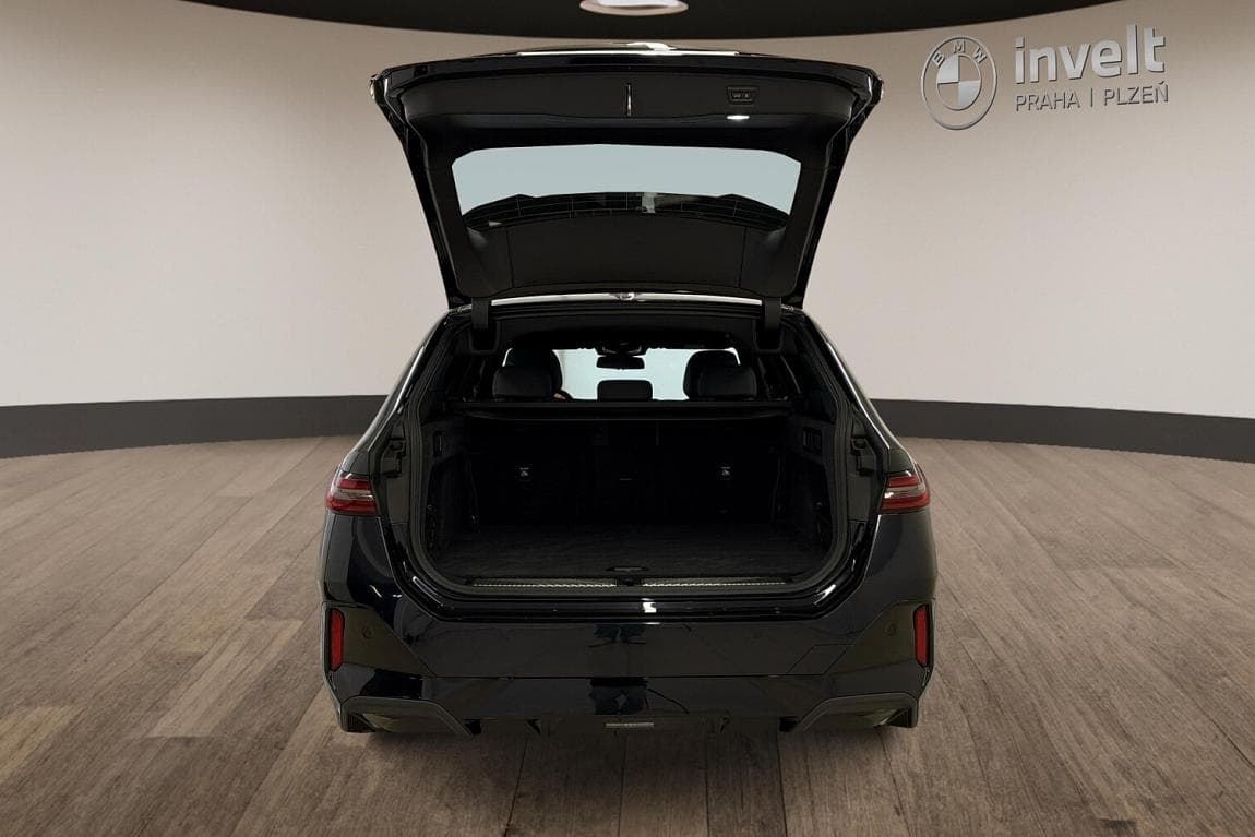 2024 BMW 5-Series - 4