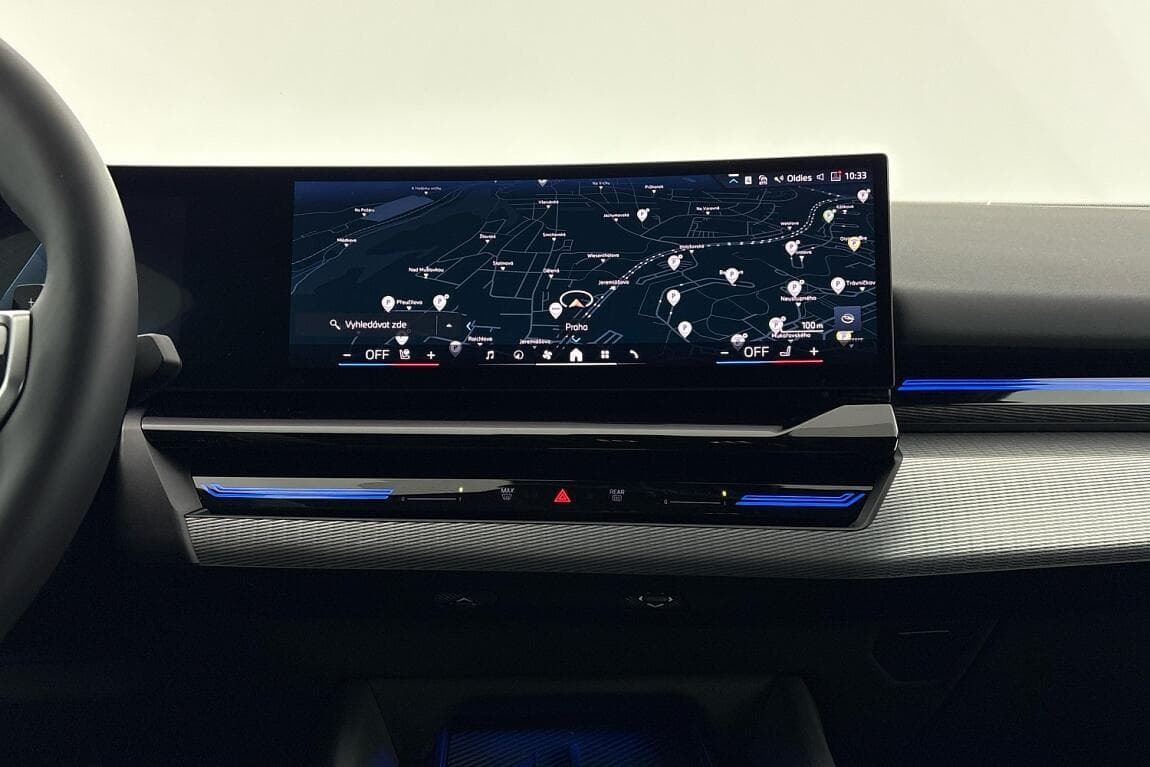 2025 BMW 5-Series - 9