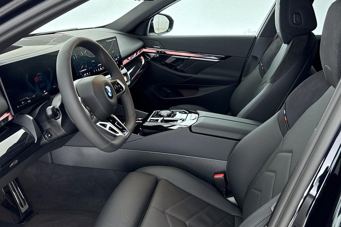 2025 BMW 5-Series - 6