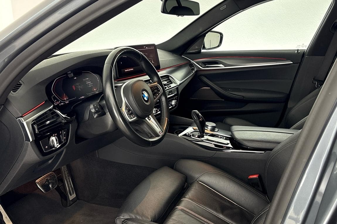 2021 BMW 5-Series - 6