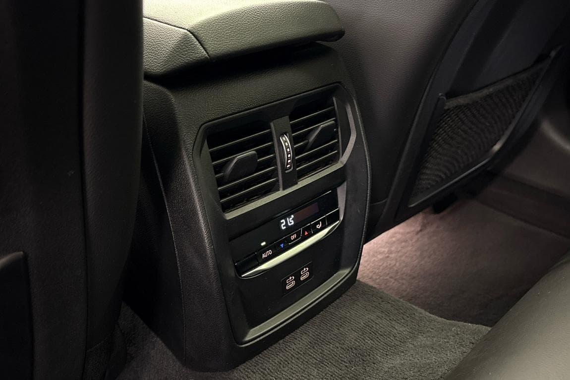 2021 BMW 3-Series - 19