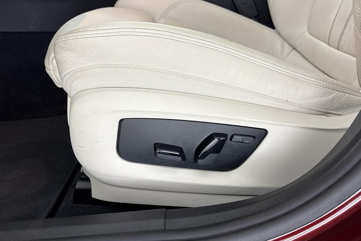 2021 BMW 6-Series - 15