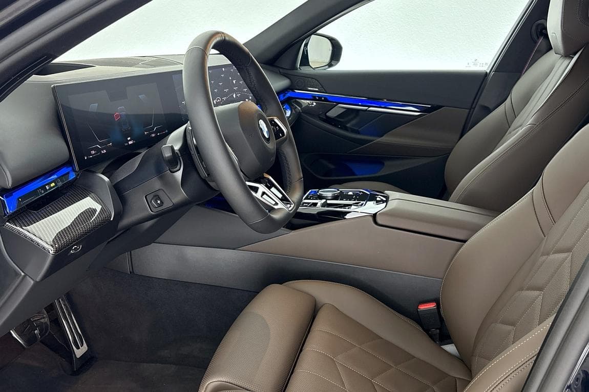2025 BMW 5-SERIES - 6