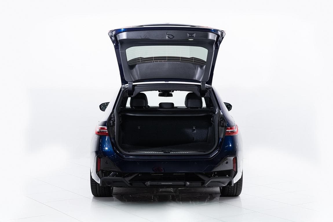 2024 BMW 5-Series - 4