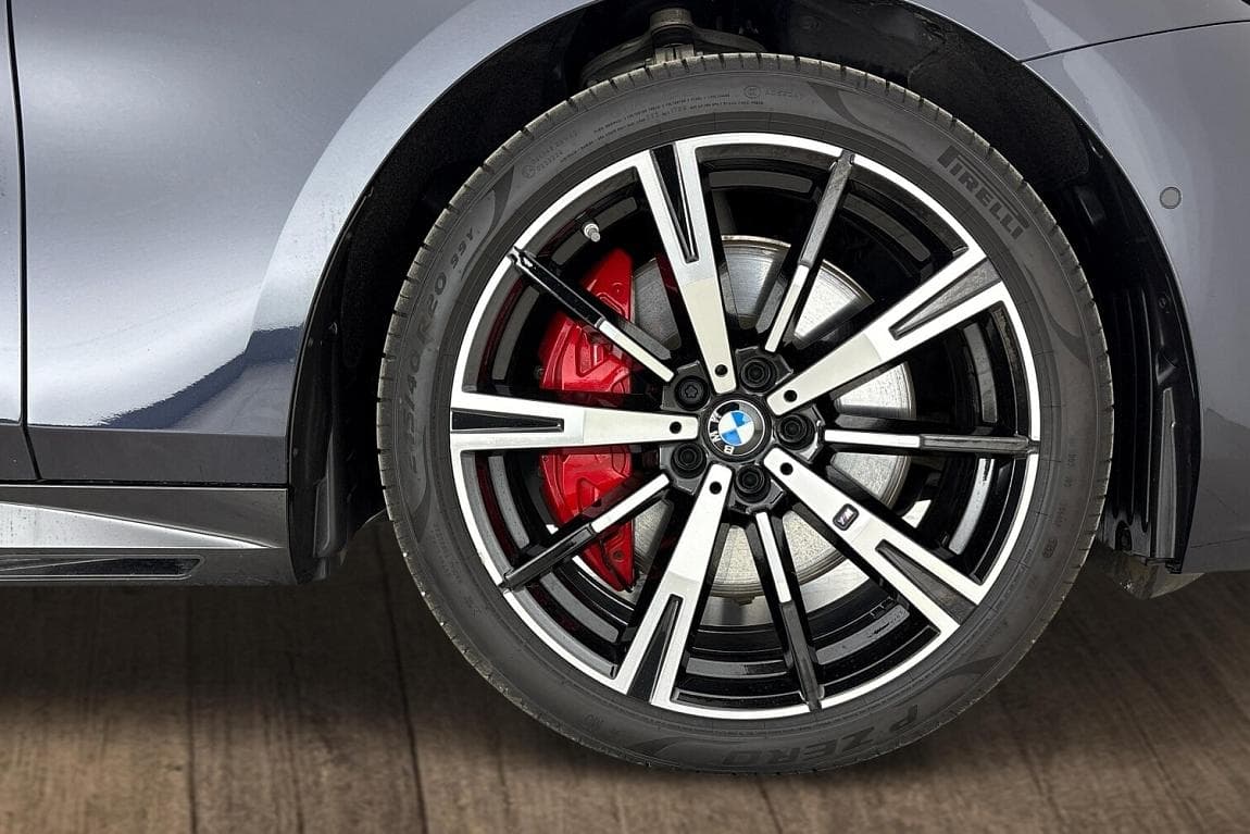 2024 BMW 5-Series - 5