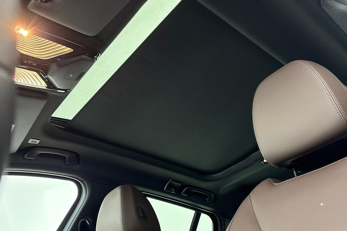 2025 BMW 3-Series - 17