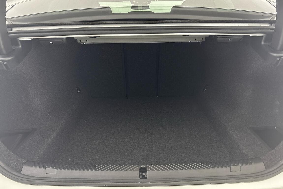 2024 BMW 5-Series - 13