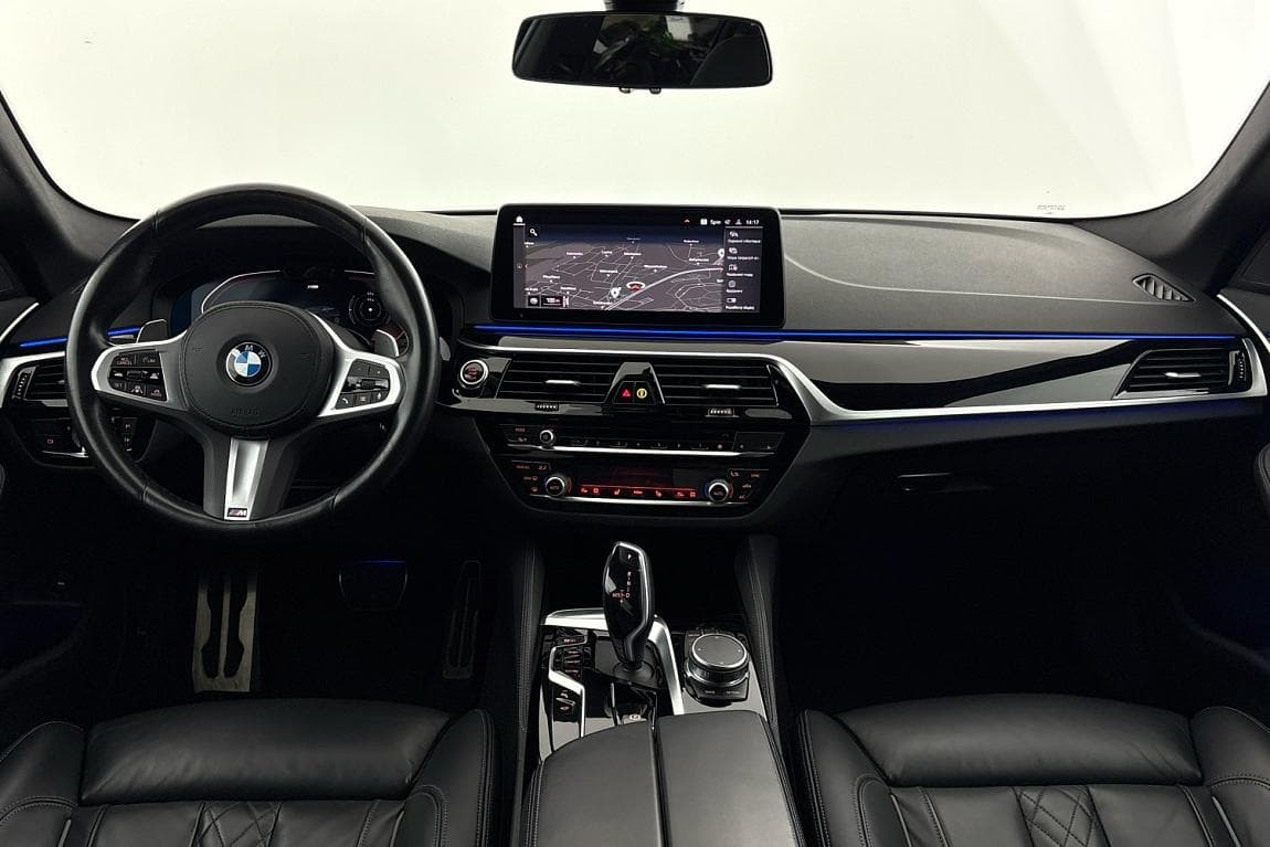 2023 BMW 5-Series - 31