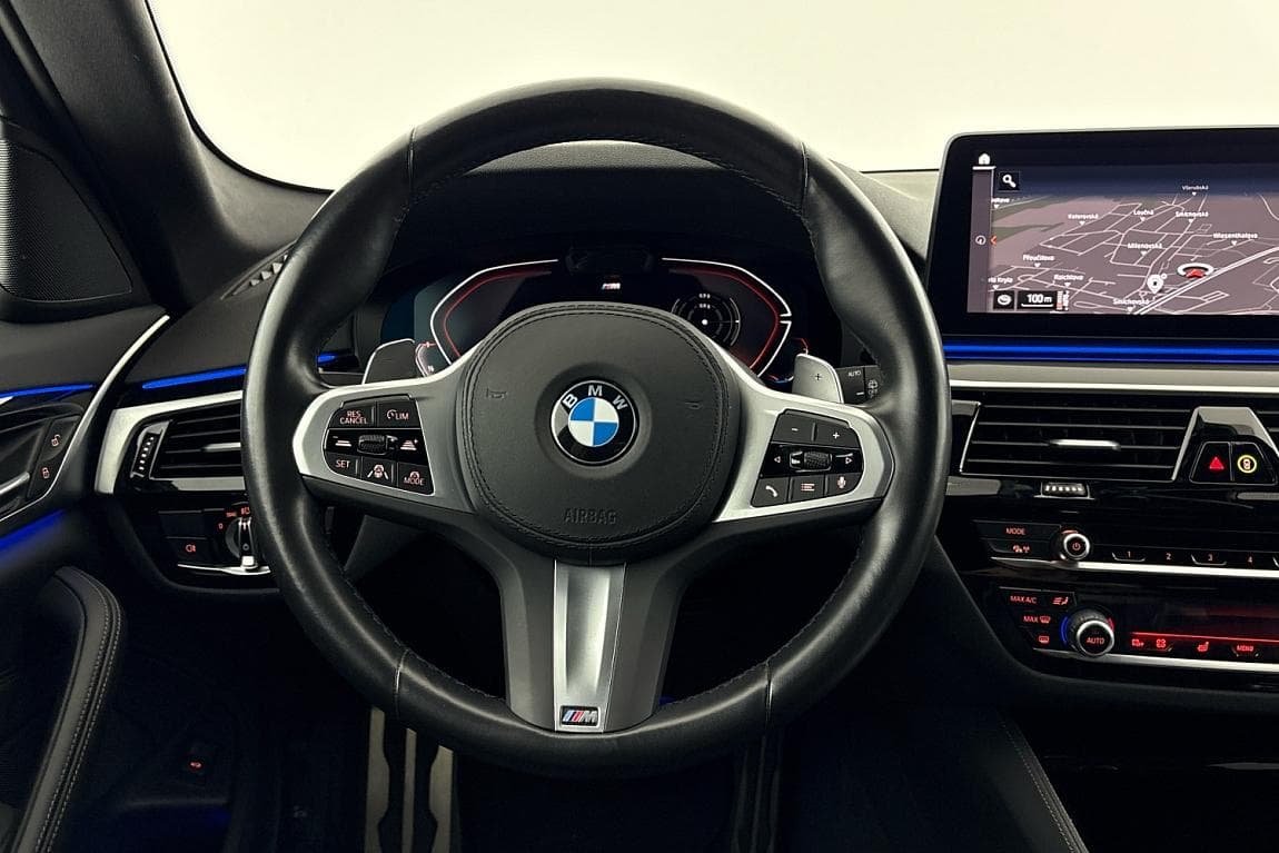 2023 BMW 5-Series - 36