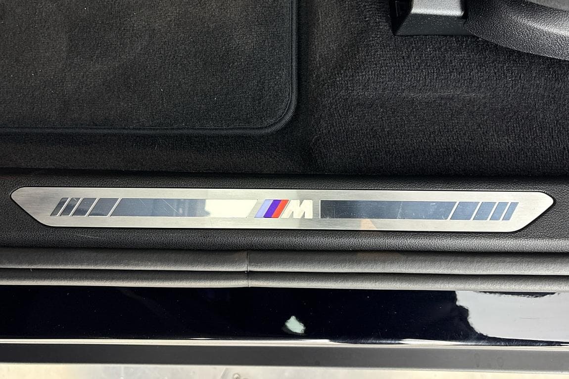 2024 BMW Xm - 15
