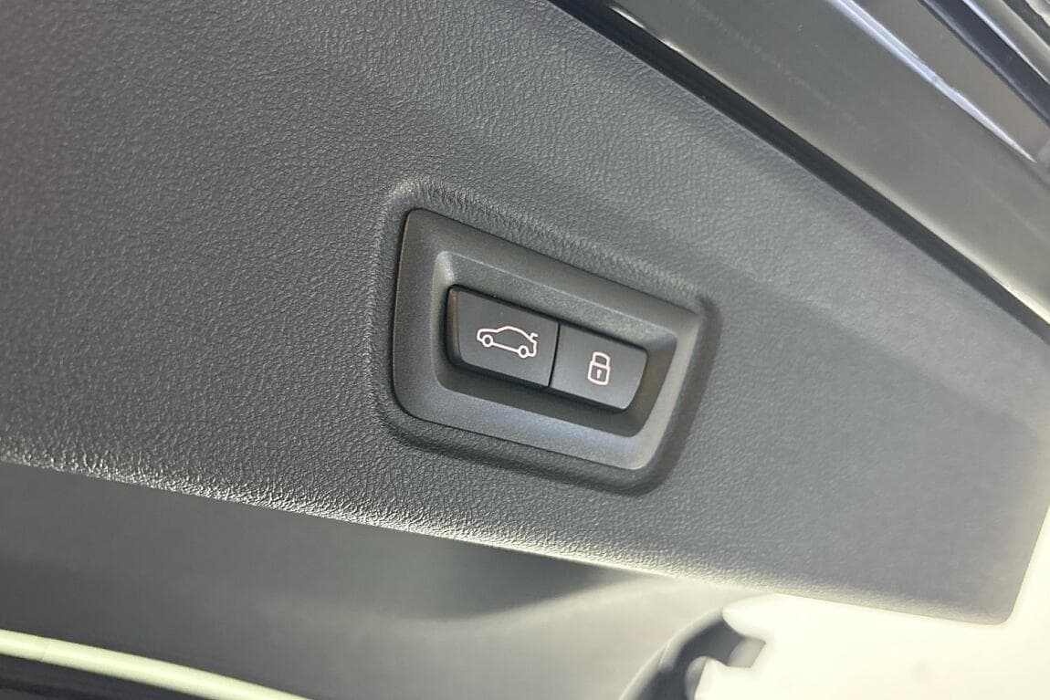 2025 BMW 4-Series - 10