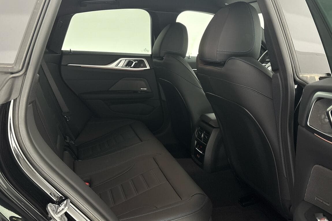 2025 BMW 4-Series - 12