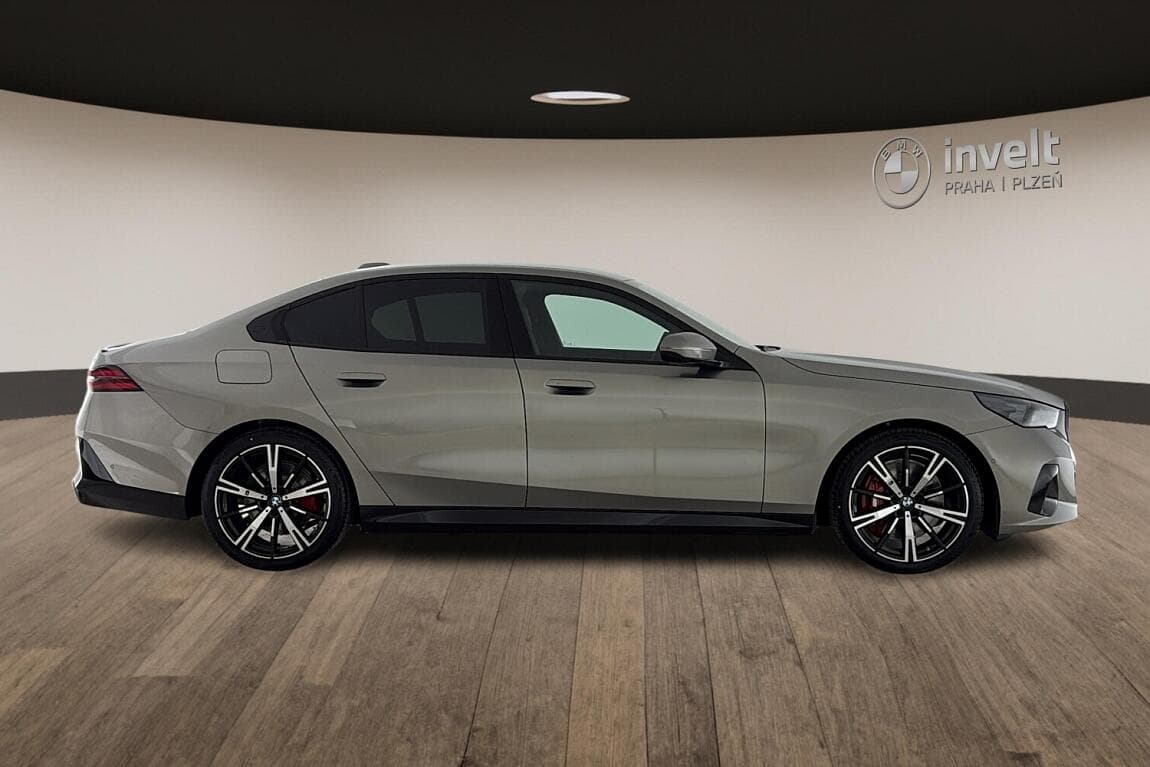 2026 BMW 5-Series - 2