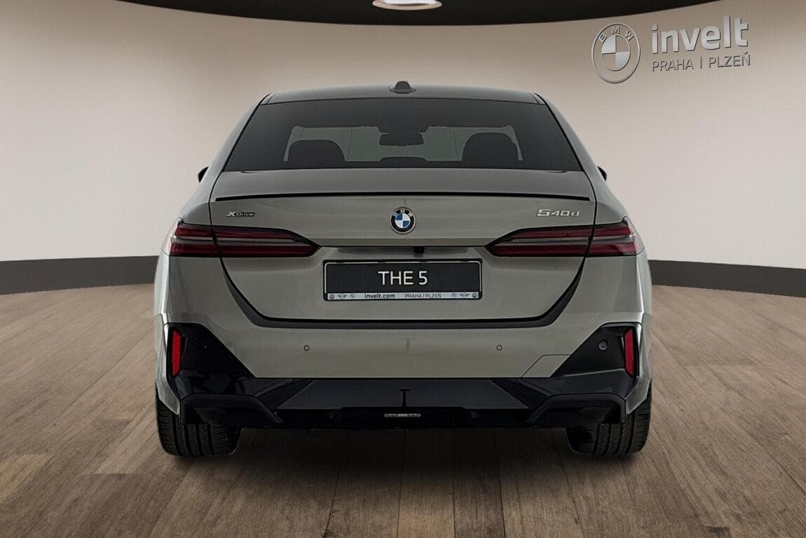 2026 BMW 5-Series - 4