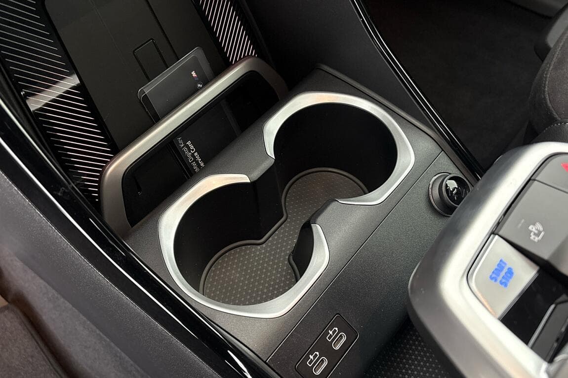 2025 BMW Ostatní - 19