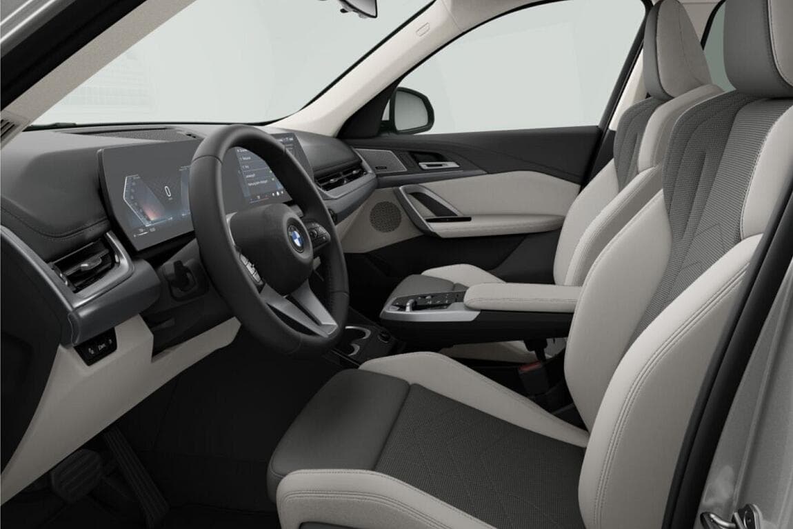 2025 BMW X1 - 3