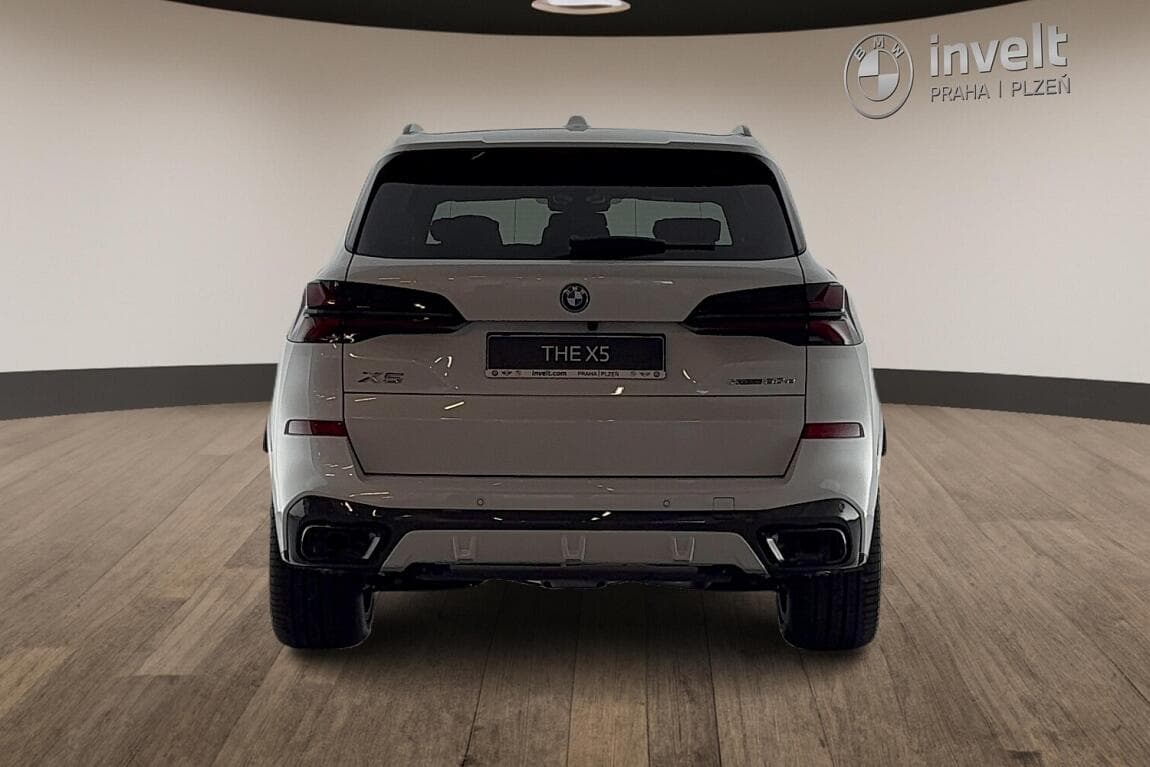 2025 BMW X5 - 4