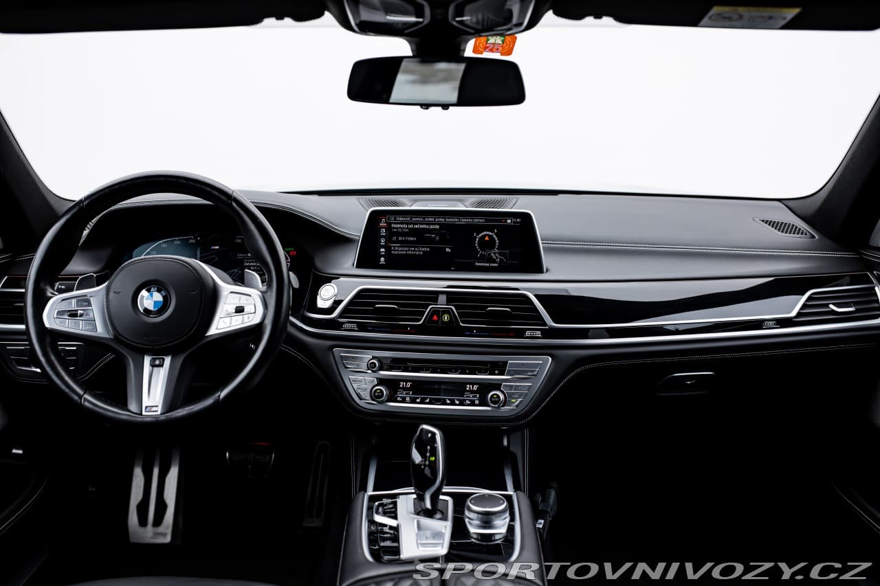 2022 BMW 7-Series - 13
