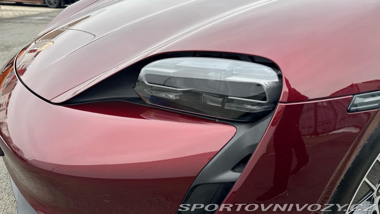 2023 Porsche Taycan - 13