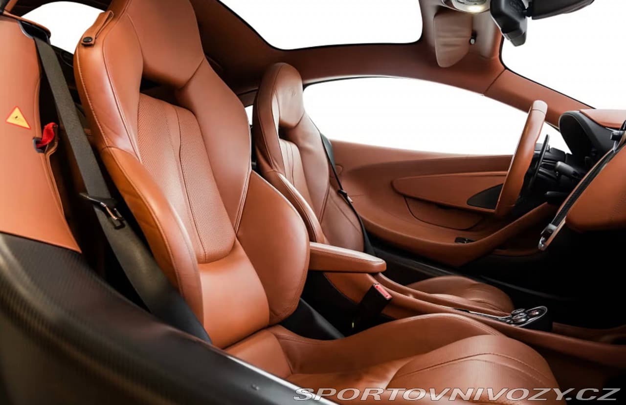 2017 McLaren 570s - 14