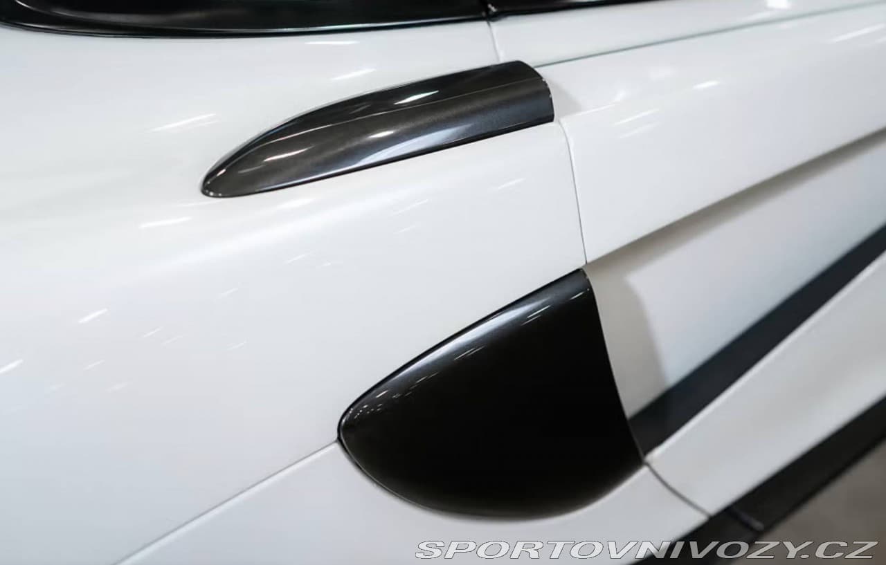 2017 McLaren 570s - 7