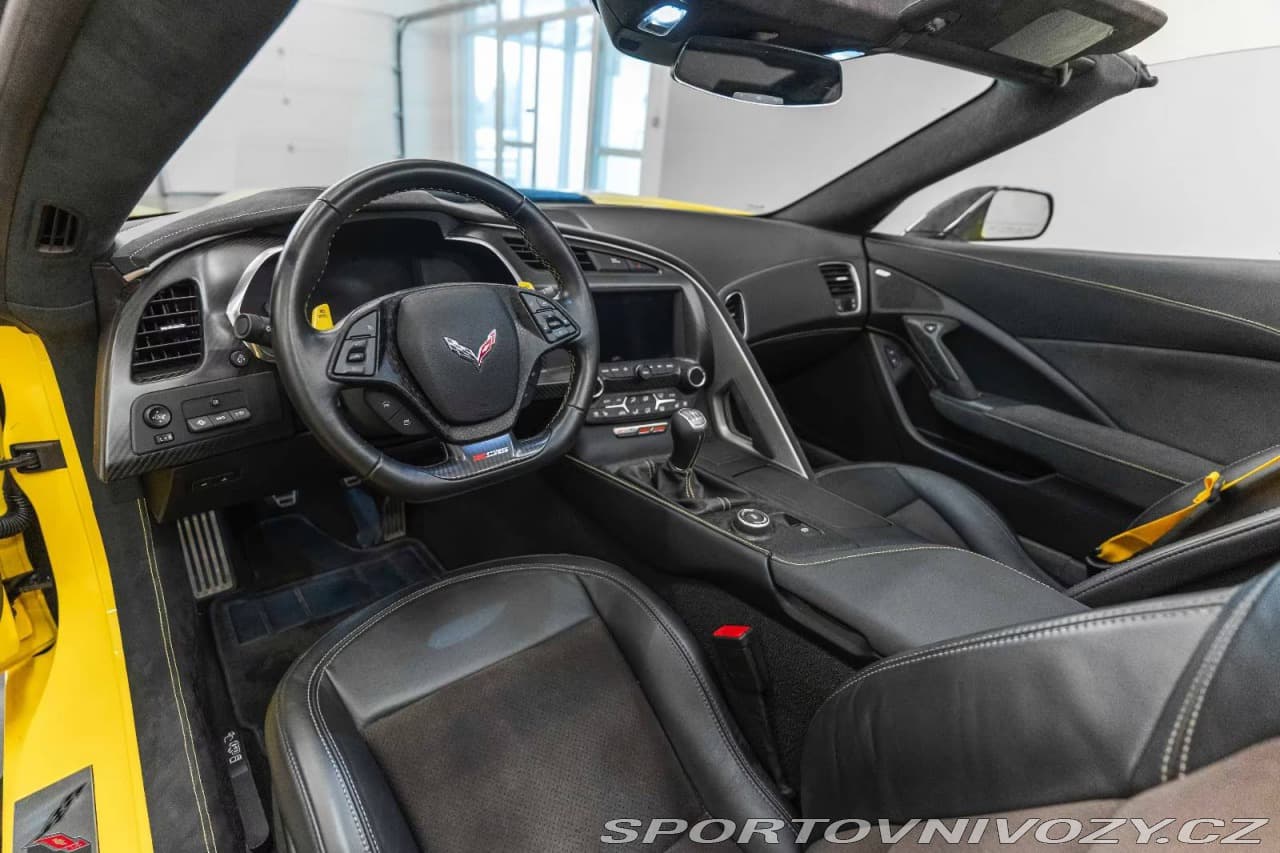 2018 Chevrolet Corvette - 10