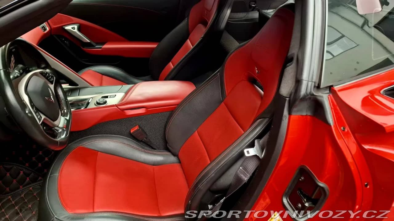2016 Chevrolet Corvette - 8