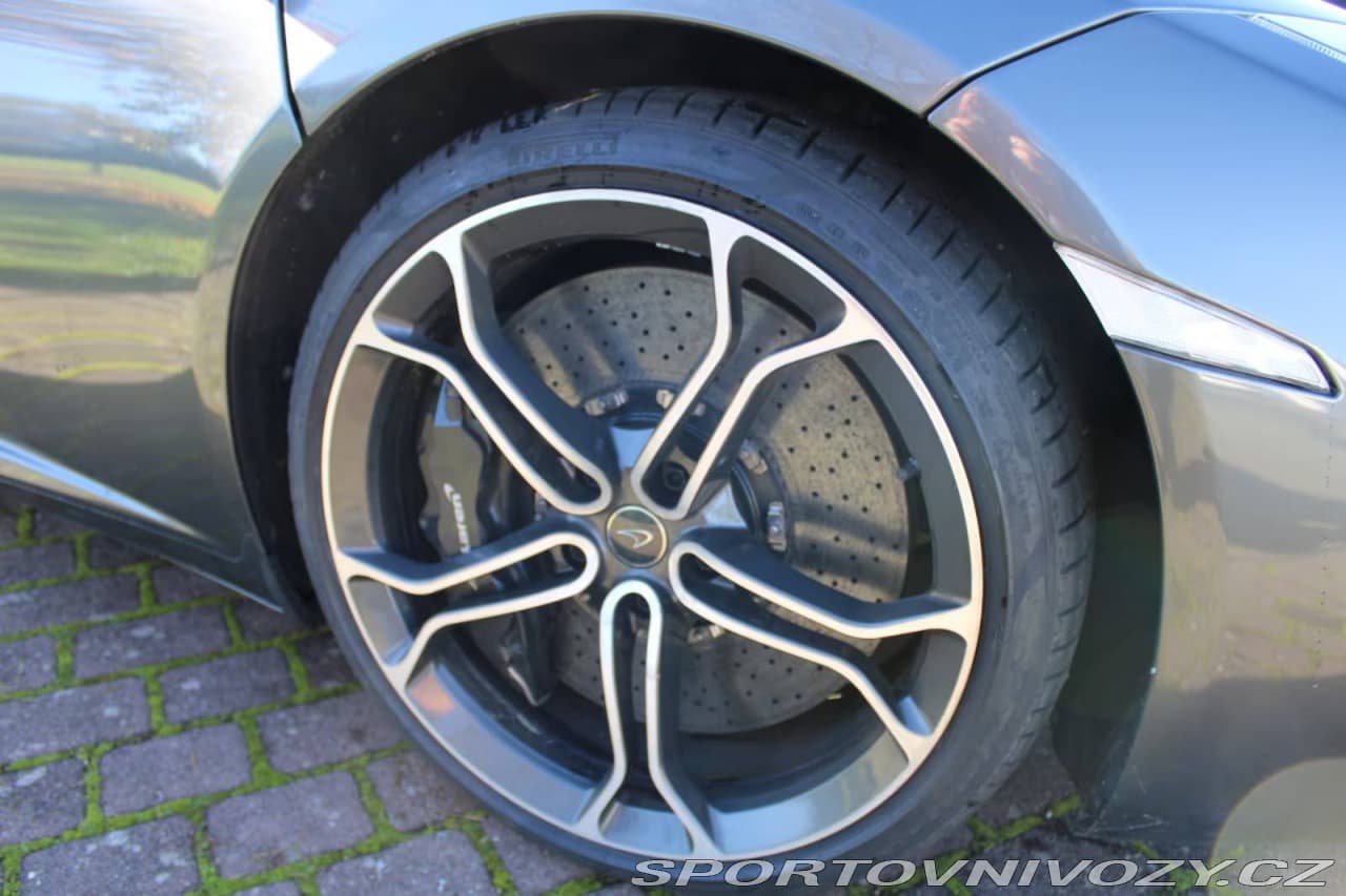 2012 McLaren Ostatní - 6