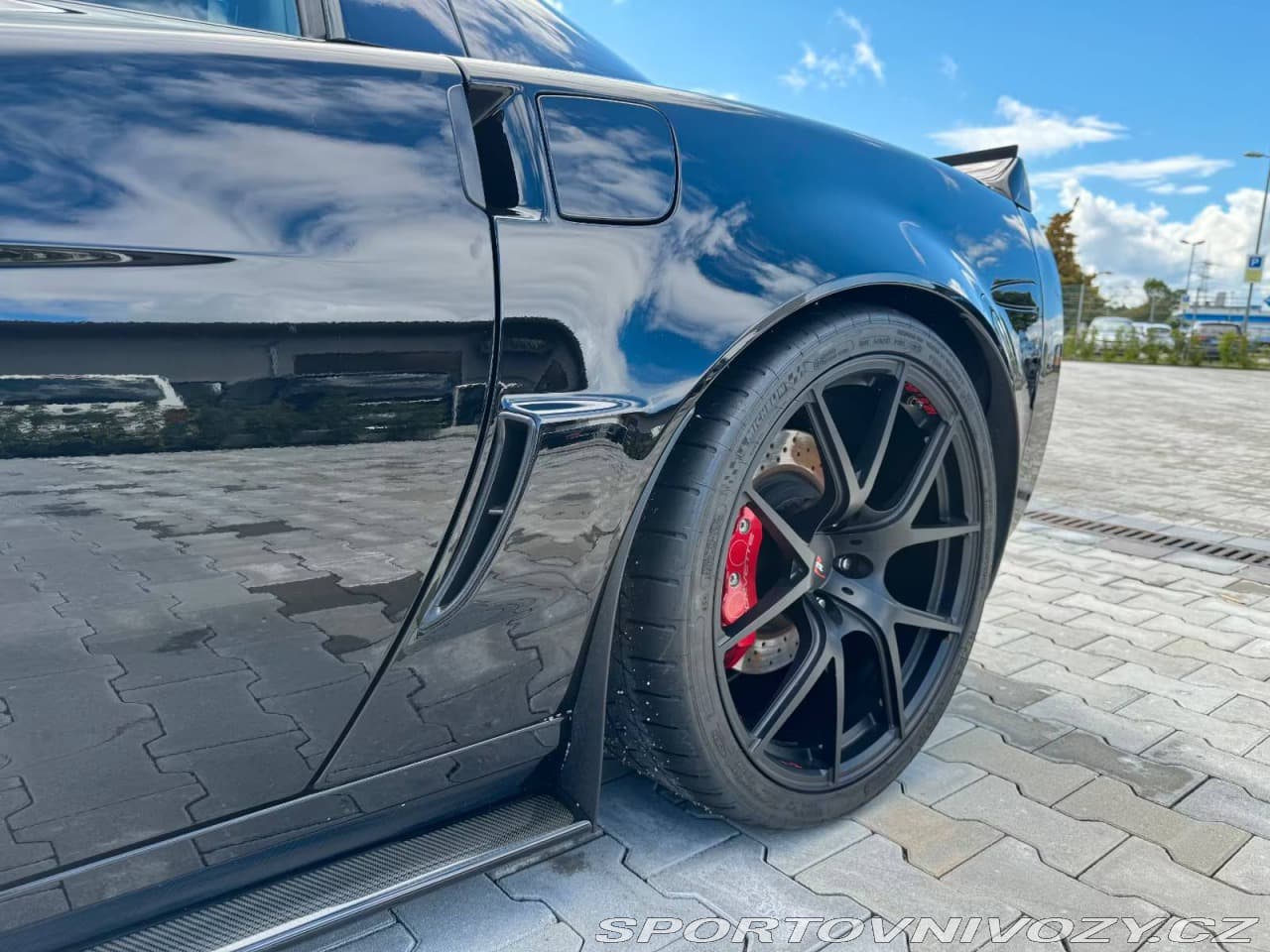 2010 Chevrolet Corvette - 10