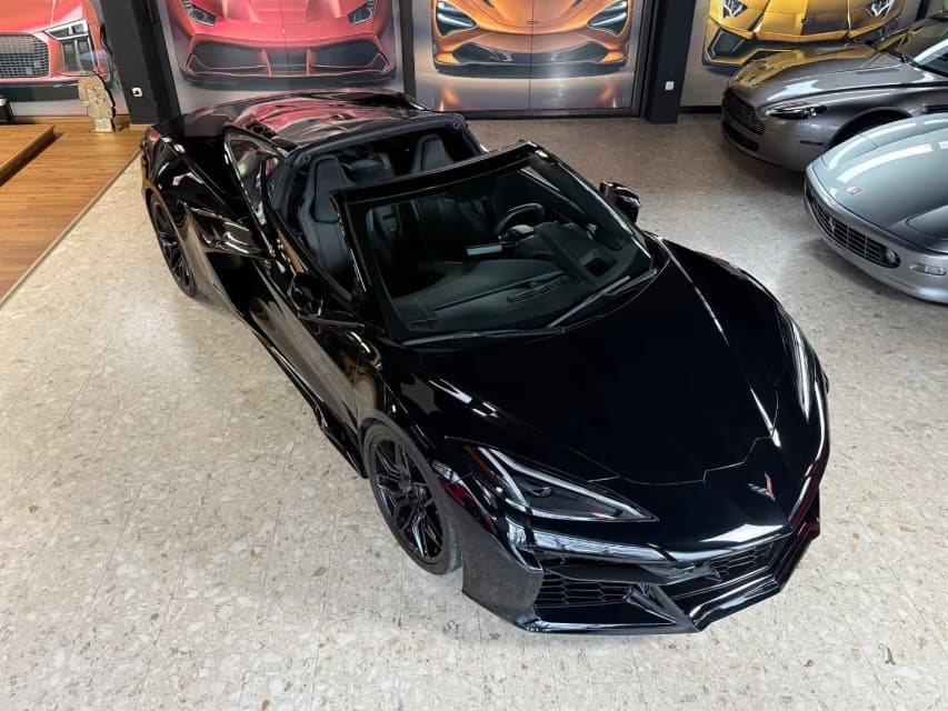 2023 Chevrolet Corvette - 3