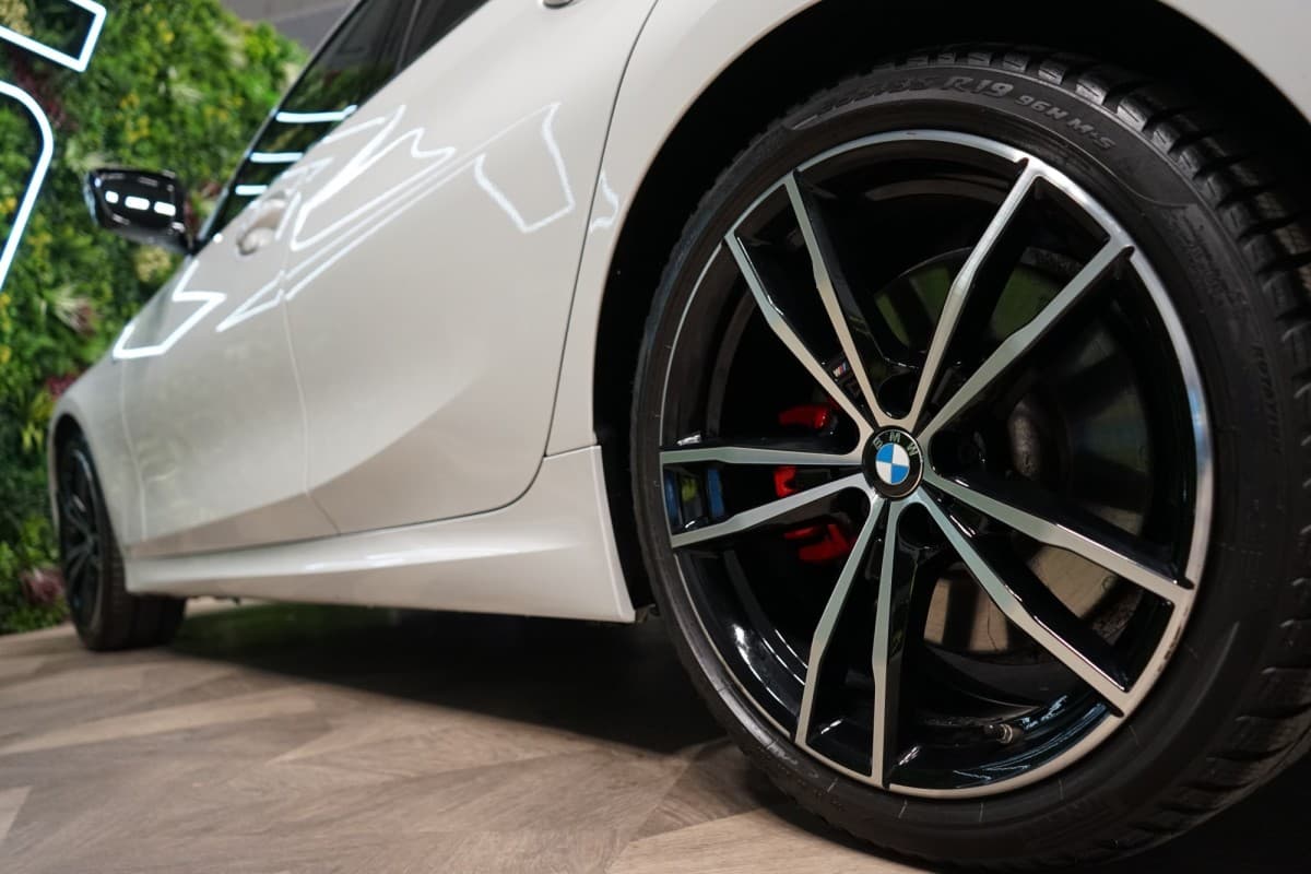 2020 BMW 3-Series - 9
