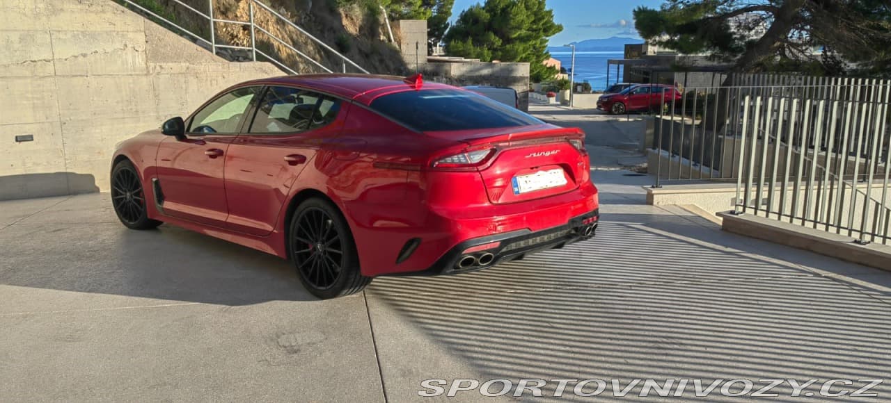 2017 Kia Stinger - 5