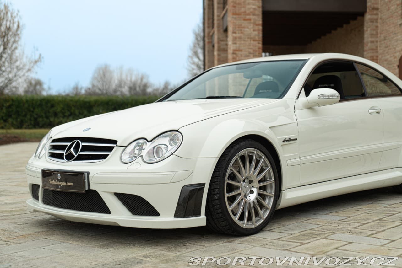 2010 Mercedes-Benz CLK - 16