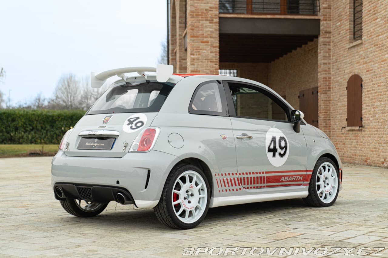 2013 Abarth 500 - 7