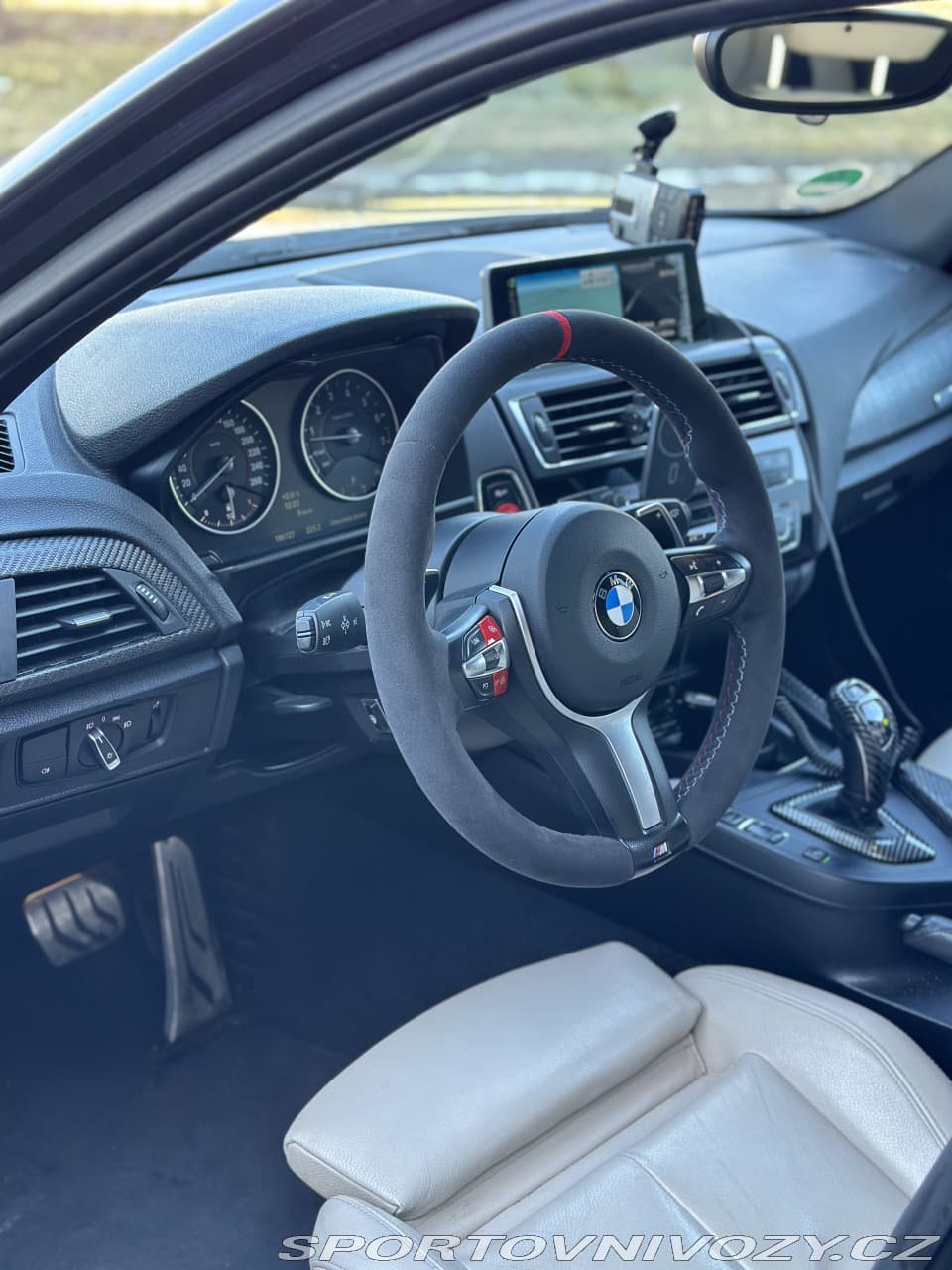 2015 BMW 1-Series - 6