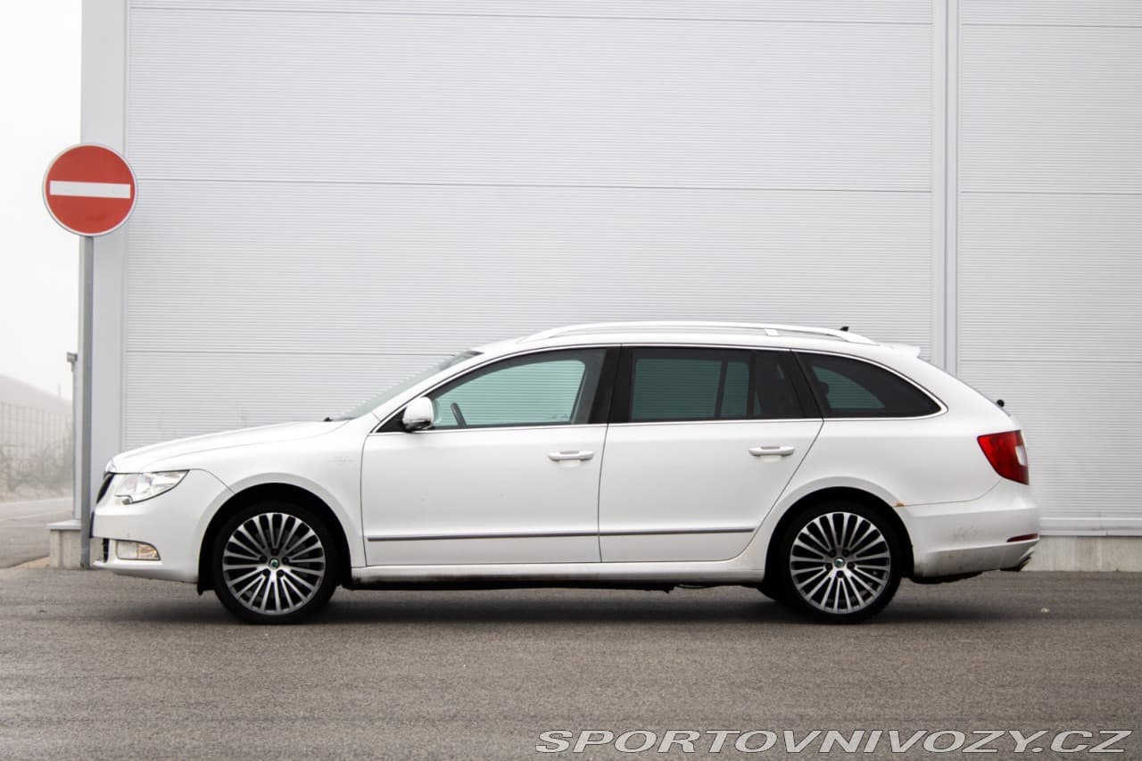 2011 Škoda Superb - 8