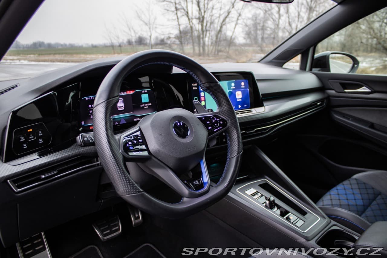 2021 Volkswagen Golf - 18