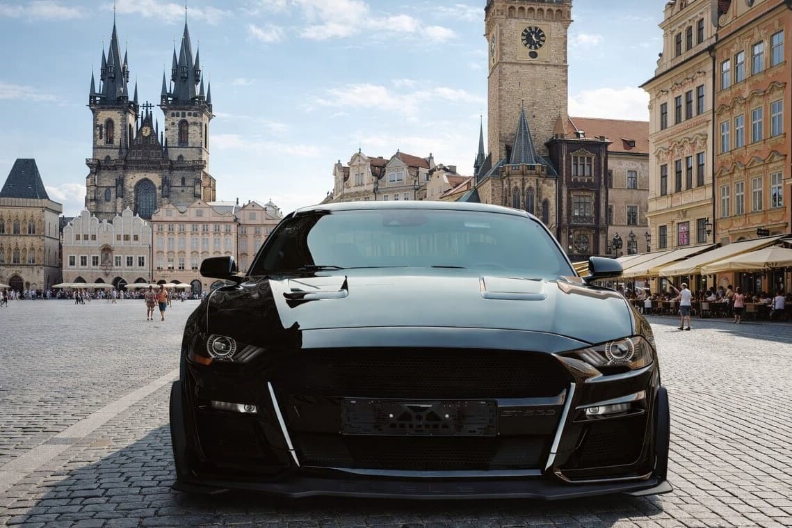 2020 Ford Mustang - 13