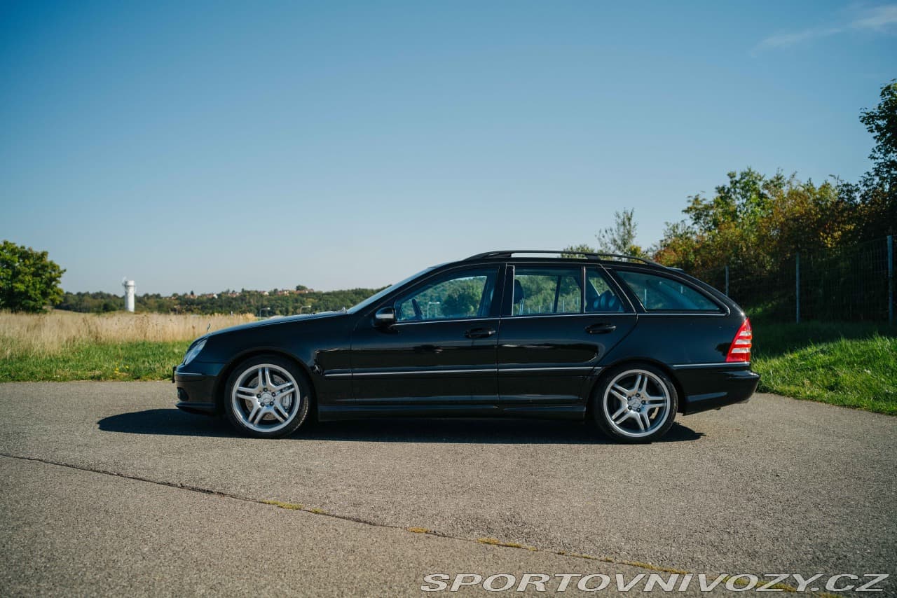 2004 Mercedes-Benz C-Class - 2