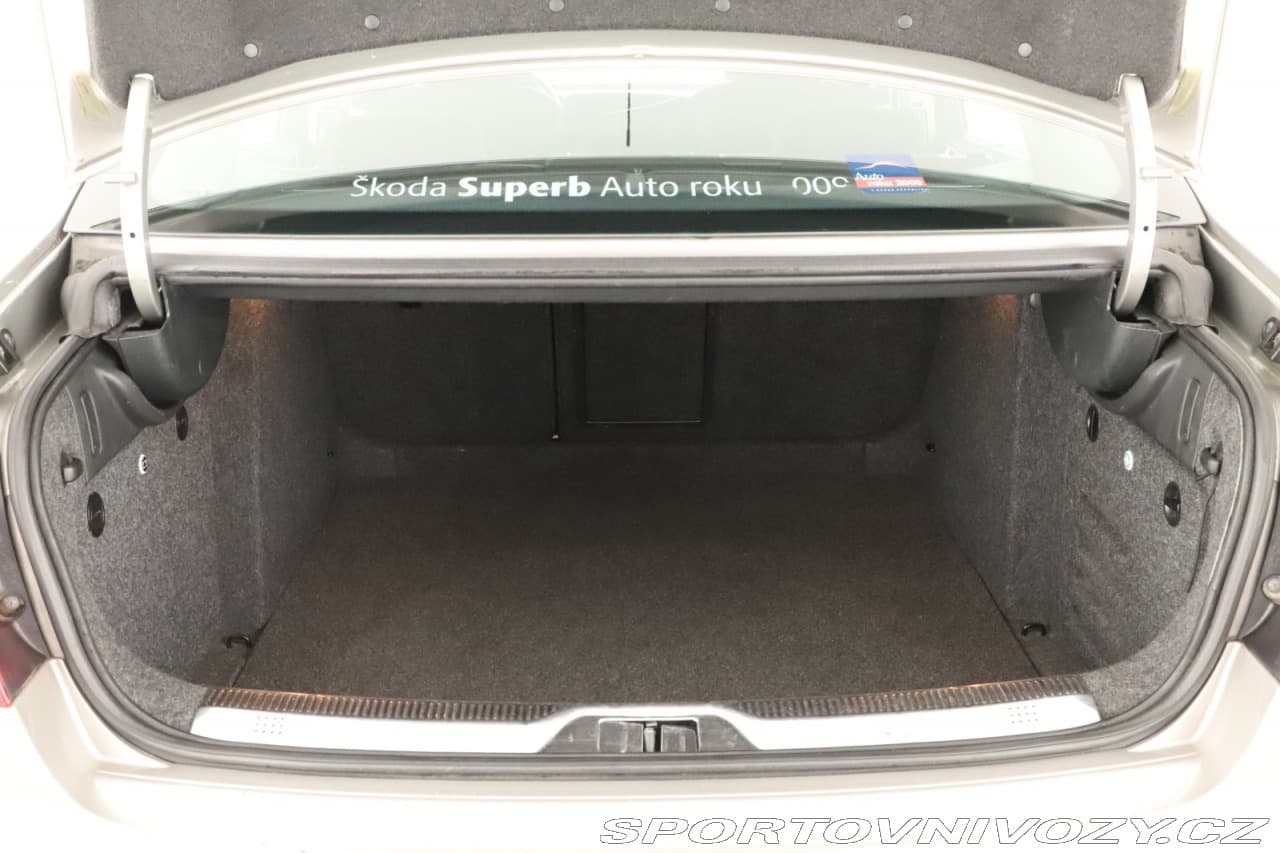 2009 Škoda Superb - 11